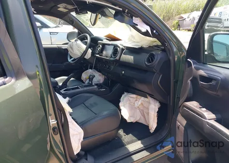 2022 Toyota Tacoma Trd Sport z USA, uszkodzony, nr VIN 3TMCZ5AN8NM481548